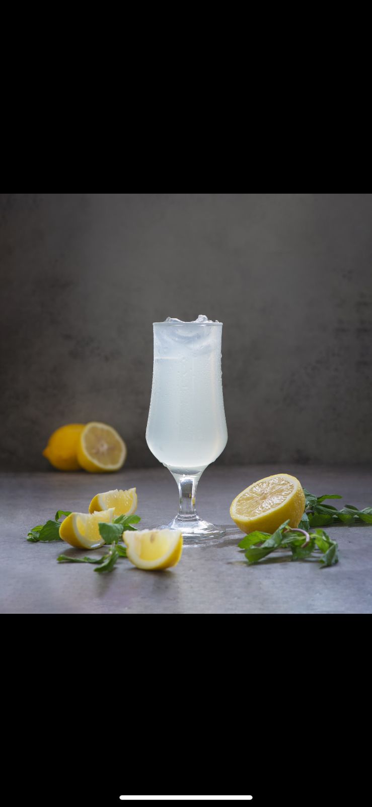 Lemon with mint juice