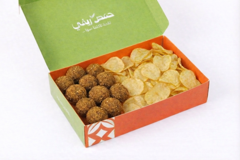 فلافل وشبس كبير