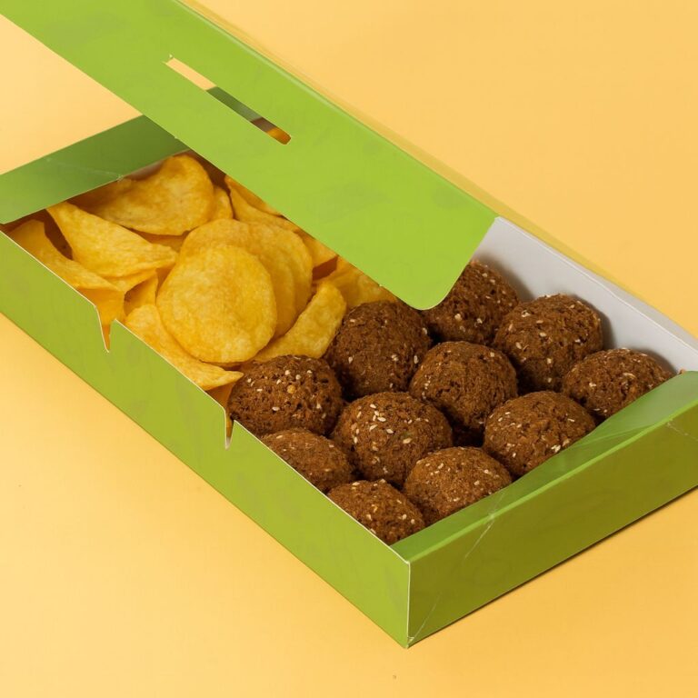 فلافل وشبس كبير